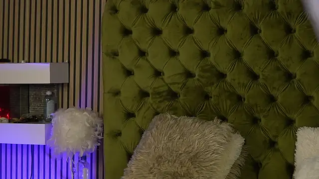 Snapshot of TiffanyMaze chatting on September 22, 2025, 6:08 am TiffanyMaze online show from September 22, 2025, 6:08 am