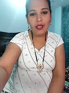 Poojabhabi101 online show from January 28, 2025, 10:56 am