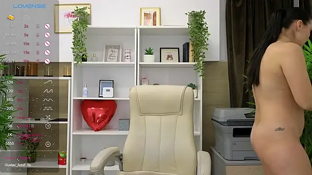 SelineSole online show from January 31, 2025, 11:35 pm