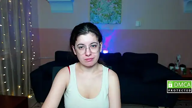 Snapshot of Aminabeatris chatting on September 21, 2025, 5:34 am Aminabeatris online show from September 21, 2025, 5:34 am