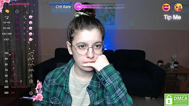 Aminabeatris online show from March 4, 2025, 12:33 pm