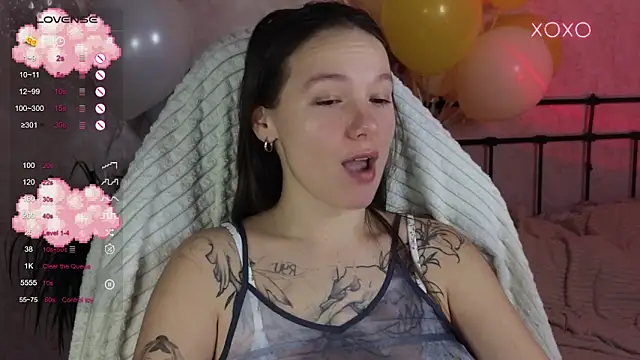 lil luna x online show from February 2, 2026, 8:19 pm