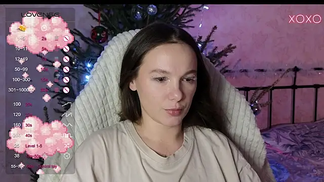 Snapshot of lil_luna_x chatting on December 31, 2024, 4:04 pm lil luna x online show from December 31, 2024, 4:04 pm