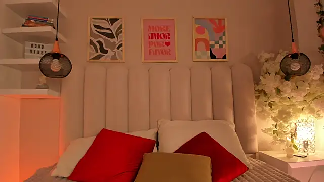 cute  cherry  online show from February 26, 2026, 9:15 pm