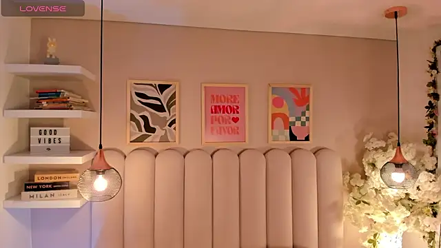 Snapshot of cute__cherry_ chatting on October 16, 2025, 8:28 pm cute cherry online show from October 16, 2025, 8:28 pm