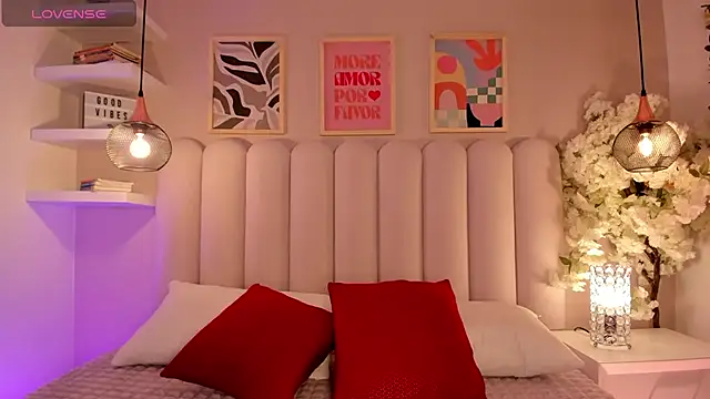 Snapshot of cute__cherry_ chatting on September 29, 2025, 8:14 pm cute cherry online show from September 29, 2025, 8:14 pm