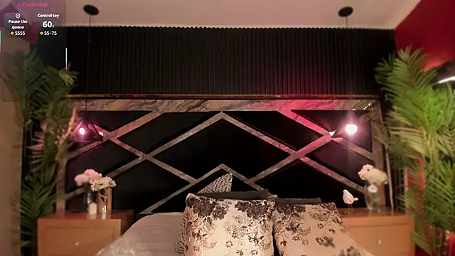 Snapshot of Aluna_sweet chatting on September 19, 2025, 8:02 pm Aluna sweet online show from September 19, 2025, 8:02 pm