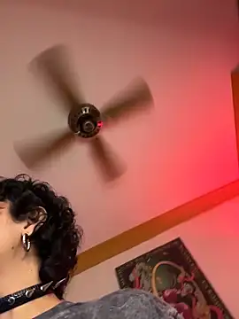 ZahaRoseee online show from March 28, 2026, 5:19 am