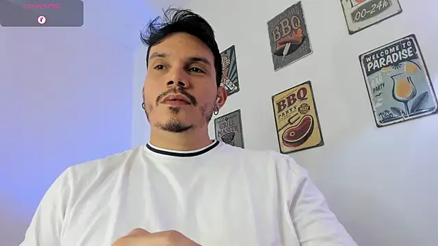 Snapshot of alejandro_stark chatting on February 22, 2026, 3:24 pm alejandro stark online show from February 22, 2026, 3:24 pm