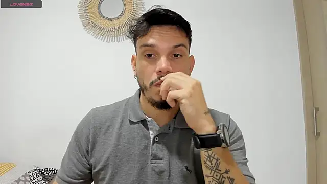 Snapshot of alejandro_stark chatting on December 31, 2024, 10:04 am alejandro stark online show from December 31, 2024, 10:04 am