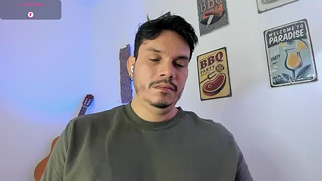 Snapshot of alejandro_stark chatting on February 24, 2026, 11:44 am alejandro stark online show from February 24, 2026, 11:44 am