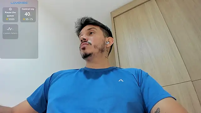 Snapshot of alejandro_stark chatting on November 1, 2025, 5:47 am alejandro stark online show from November 1, 2025, 5:47 am