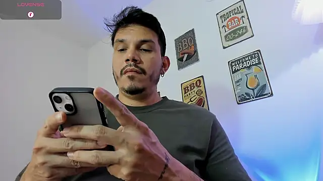 Snapshot of alejandro_stark chatting on January 18, 2026, 9:29 pm alejandro stark online show from January 18, 2026, 9:29 pm