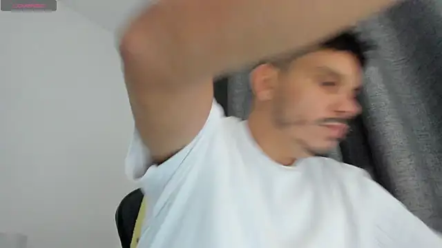 Snapshot of alejandro_stark chatting on September 27, 2025, 7:20 pm alejandro stark online show from September 27, 2025, 7:20 pm