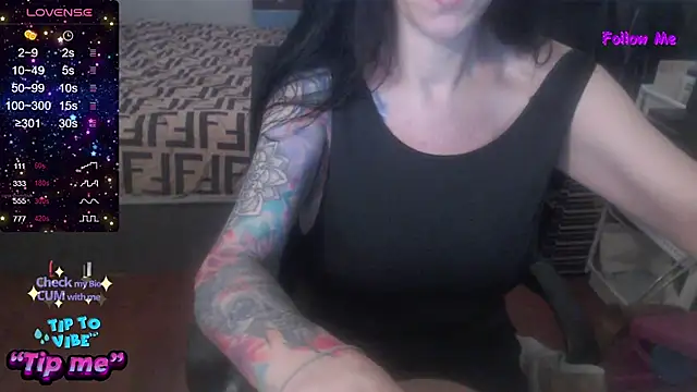 Snapshot of VenusX chatting on July 18, 2026, 5:27 am VenusX online show from July 18, 2026, 5:27 am