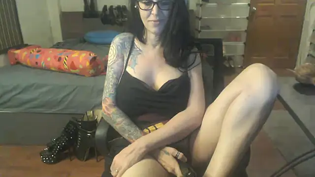 Snapshot of VenusX chatting on September 26, 2025, 5:42 pm VenusX online show from September 26, 2025, 5:42 pm