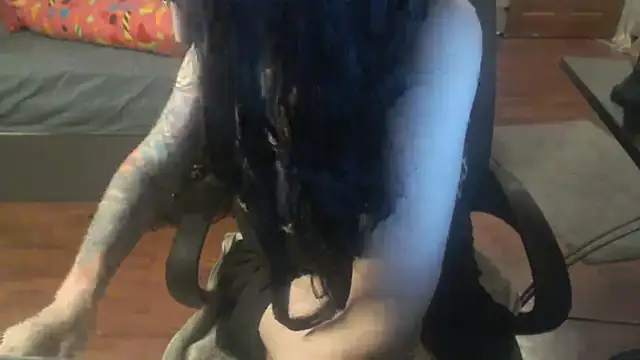 Snapshot of VenusX chatting on September 23, 2025, 4:47 pm VenusX online show from September 23, 2025, 4:47 pm