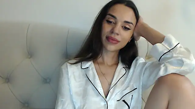 Mika Gold online show from October 13, 2025, 10:21 pm