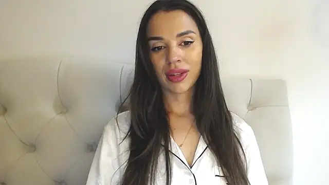 Mika Gold online show from September 19, 2025, 8:57 pm