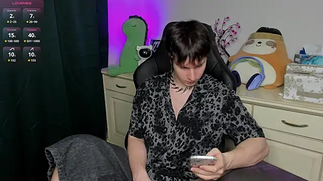 Vincent Strong online show from February 9, 2026, 9:18 am