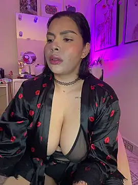 Snapshot of GigiiStone chatting on February 25, 2026, 2:17 pm GigiiStone online show from February 25, 2026, 2:17 pm