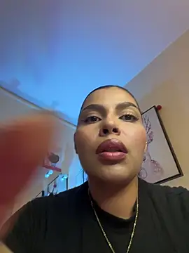 Snapshot of GigiiStone chatting on February 19, 2026, 10:07 pm GigiiStone online show from February 19, 2026, 10:07 pm