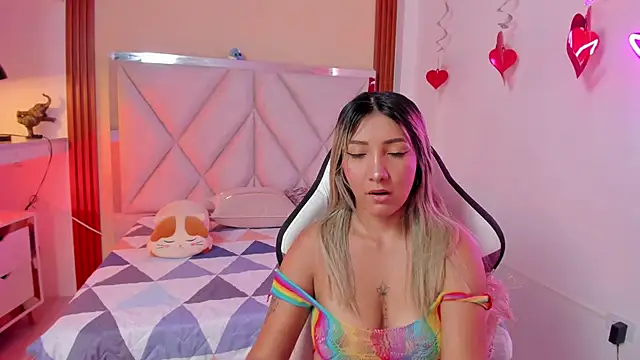 Happy tits online show from February 3, 2025, 7:52 pm