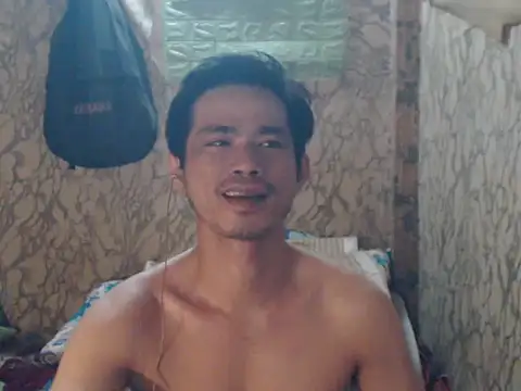 x0x-Philip-x0x online show from April 4, 2026, 9:05 am