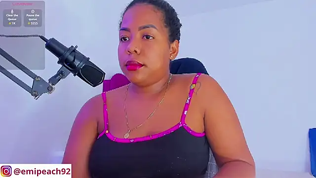 Snapshot of samanthaabloom chatting on September 27, 2025, 2:50 am samanthaabloom online show from September 27, 2025, 2:50 am