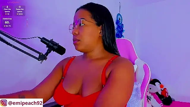 Snapshot of samanthaabloom chatting on October 29, 2025, 12:31 am samanthaabloom online show from October 29, 2025, 12:31 am