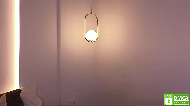 Snapshot of hot_little_bunny chatting on September 21, 2025, 8:58 pm hot little bunny online show from September 21, 2025, 8:58 pm