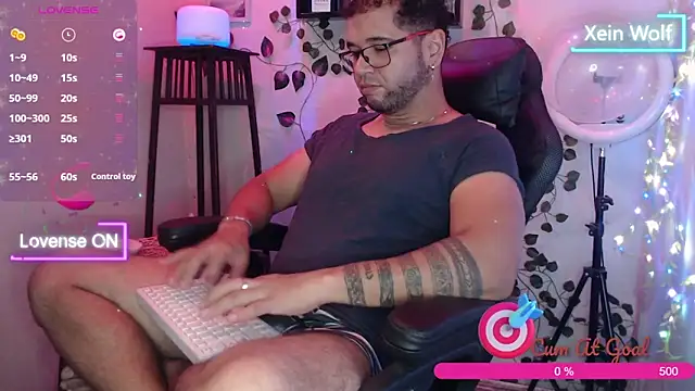 Xein WoIf online show from September 25, 2025, 2:17 am