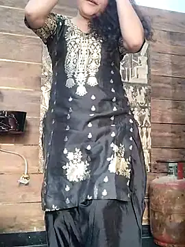 Snapshot of Doll_Nepali chatting on February 26, 2025, 7:34 am Doll Nepali online show from February 26, 2025, 7:34 am