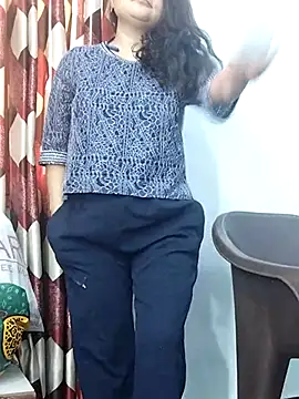 Snapshot of Doll_Nepali chatting on February 28, 2025, 7:05 am Doll Nepali online show from February 28, 2025, 7:05 am