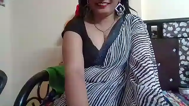 NautyBabe online show from October 8, 2025, 5:13 pm