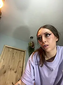 VickyJackson  online show from February 19, 2026, 6:27 pm