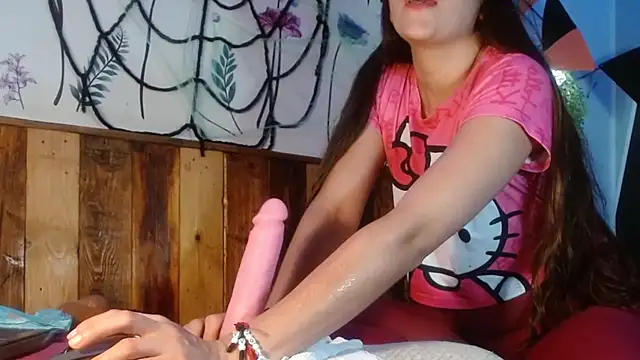 Snapshot of DaMikaela_ chatting on October 21, 2025, 7:24 pm DaMikaela online show from October 21, 2025, 7:24 pm