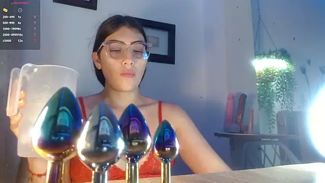 Snapshot of DaMikaela_ chatting on September 30, 2025, 6:47 pm DaMikaela online show from September 30, 2025, 6:47 pm