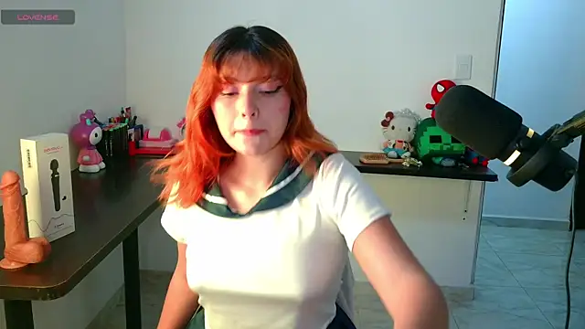 Snapshot of Ania_jones chatting on April 10, 2026, 11:01 pm Ania jones online show from April 10, 2026, 11:01 pm