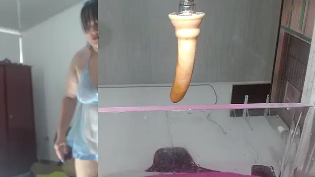 Snapshot of sammyEvans__ chatting on October 3, 2025, 11:56 am sammyEvans   online show from October 3, 2025, 11:56 am