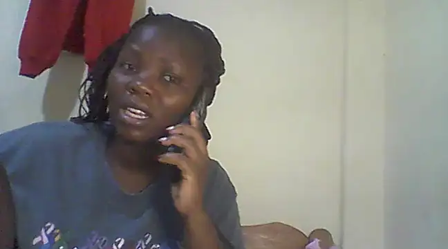 Snapshot of sweet-frida22 chatting on March 17, 2025, 5:34 am sweet-frida22 online show from March 17, 2025, 5:34 am