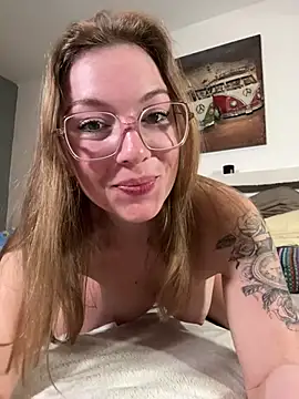 BunnyDiamond1 online show from March 8, 2025, 7:20 pm