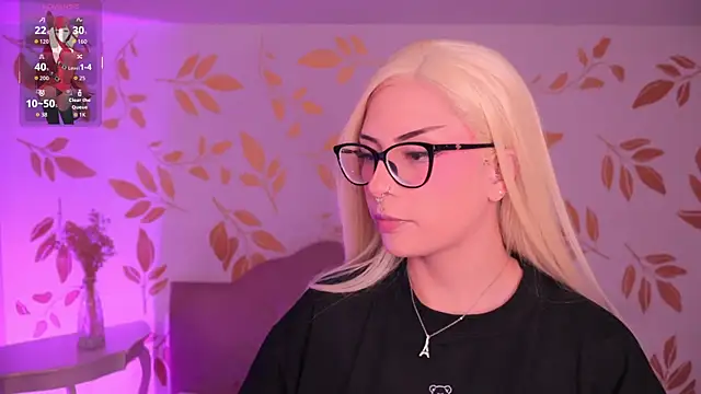 Misselektra   online show from March 23, 2026, 4:56 am