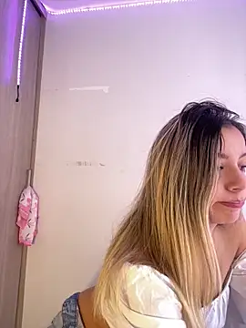 mari ana02 online show from September 16, 2025, 6:09 pm