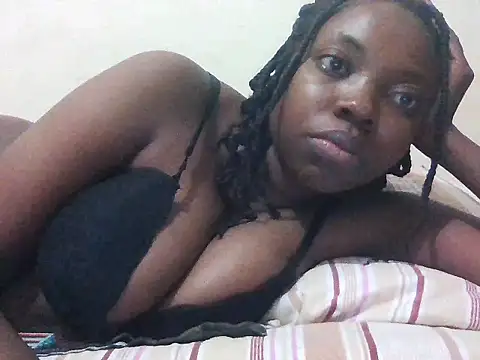 Snapshot of Sexxy_blush1 chatting on October 5, 2025, 9:38 pm Sexxy blush1 online show from October 5, 2025, 9:38 pm