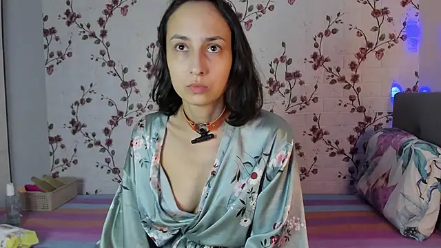 Alisagold90 online show from November 3, 2025, 7:46 am