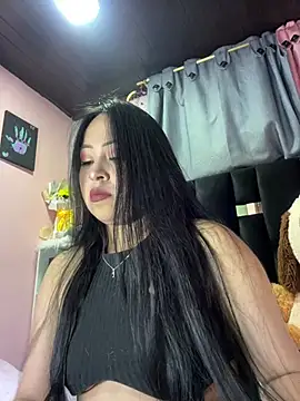 Noa Sakura  online show from February 11, 2026, 11:15 pm