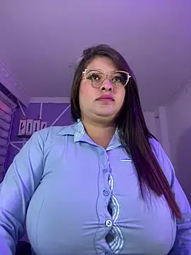 MiiaaJoness online show from January 9, 2025, 3:12 pm