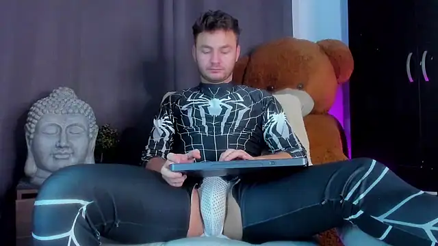 Snapshot of JacoLive chatting on October 7, 2025, 10:00 pm JacoLive online show from October 7, 2025, 10:00 pm