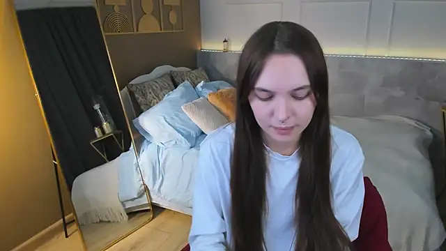 ChloeSunny online show from May 30, 2026, 2:12 pm